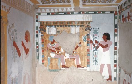 Nefertiti opfert dem Pharao und dessen Gemahlin